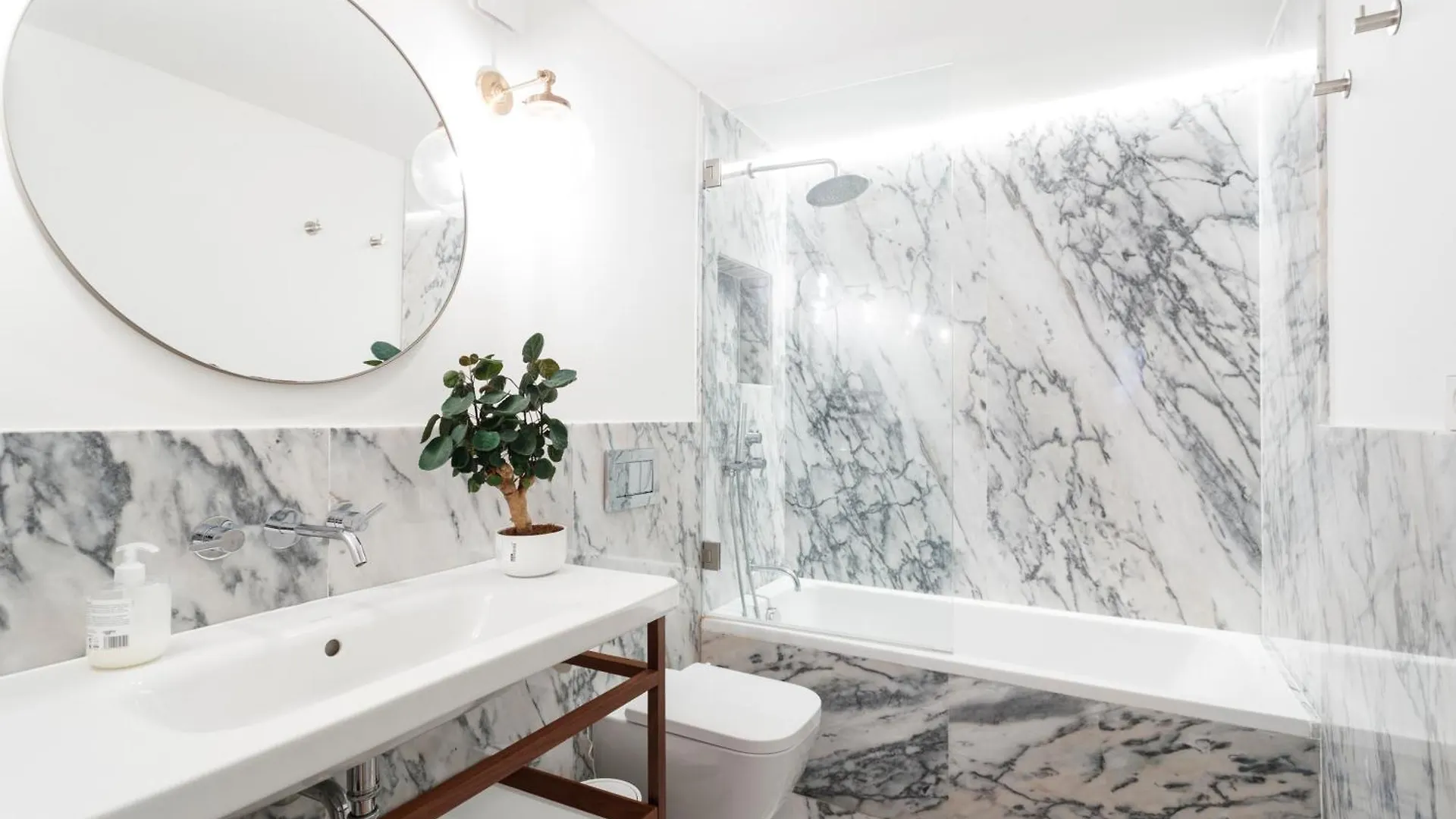 Apartment With Balcony In A Street In The Historic Center Of Downtown Lisbon Portugal